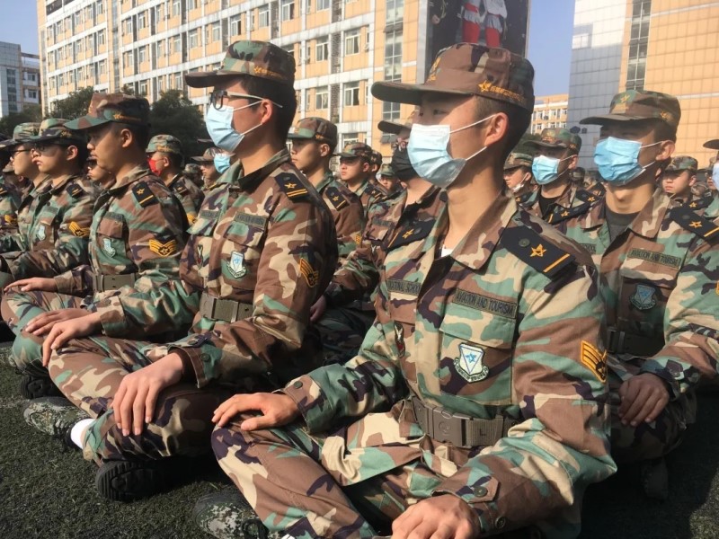法制教育进成航校校园，守护青春助成长